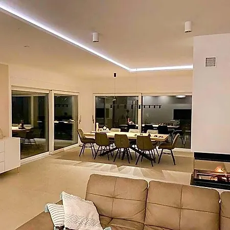 Maritima Comfortable Villa